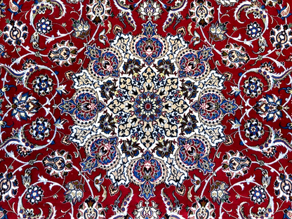 6'9"x10'3" Extra-Fine Hand-Knotted Wool & Silk Blend Isfahane Carpet - Area Rug