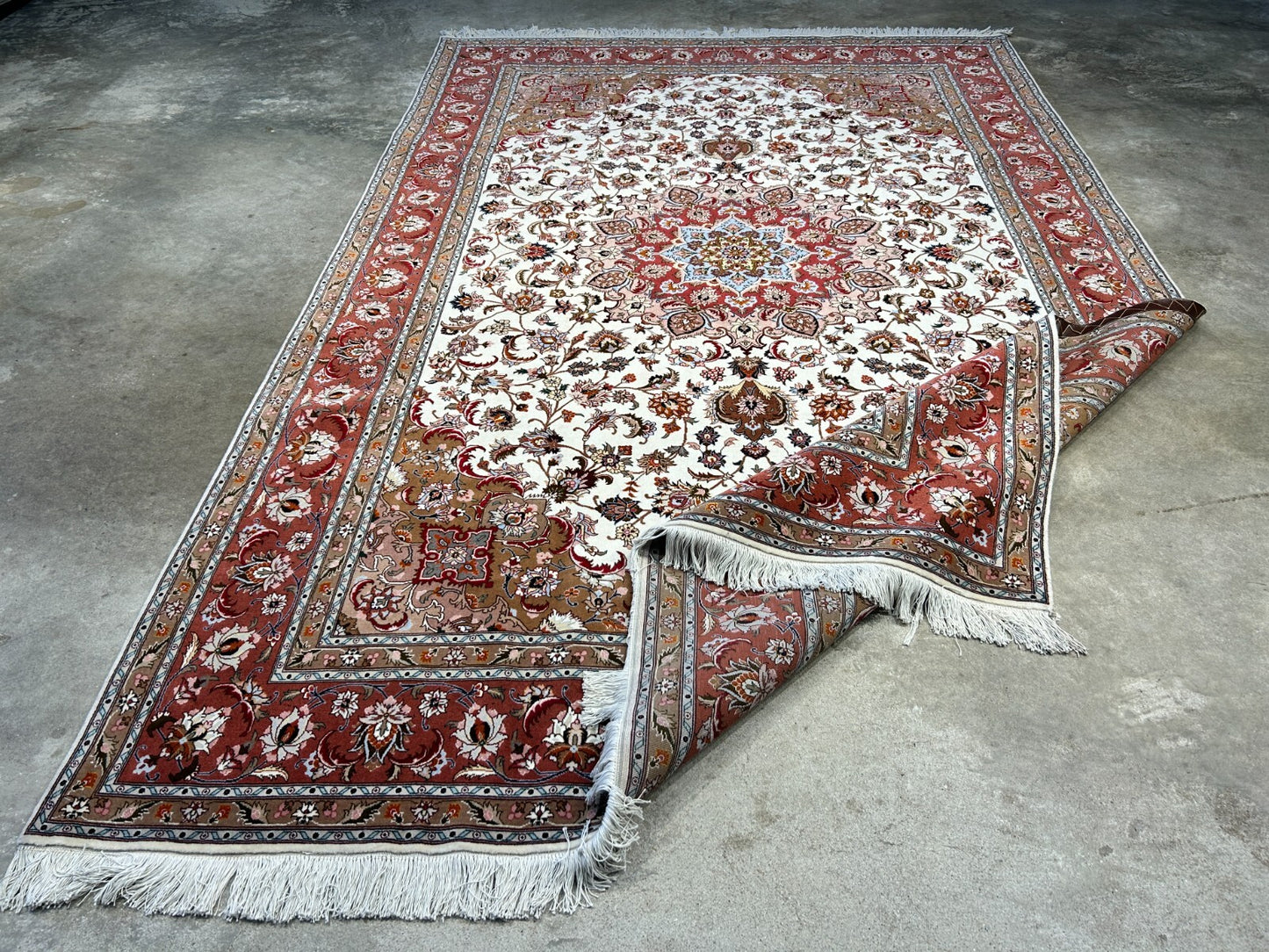 6'7"x10'1" Fine Hand-Knotted Wool & Silk Blend Tabrize Carpet - Area Rug