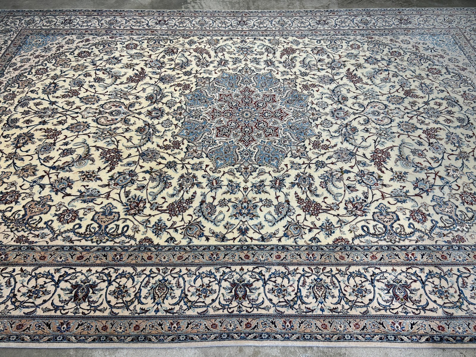 6'9"x10'7" Extremely Fine Hand-Knotted Wool & Silk Blend Naine Carpet - Area Rug