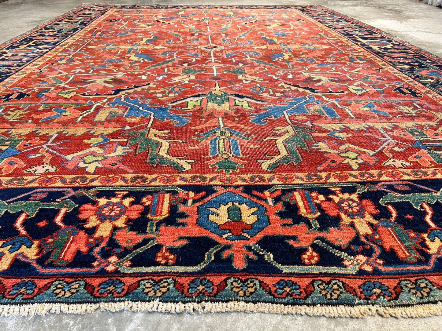 Collector Item - 9'x12'4" Antique Fine Wool Herize Serapy Hand-Knotted Rug