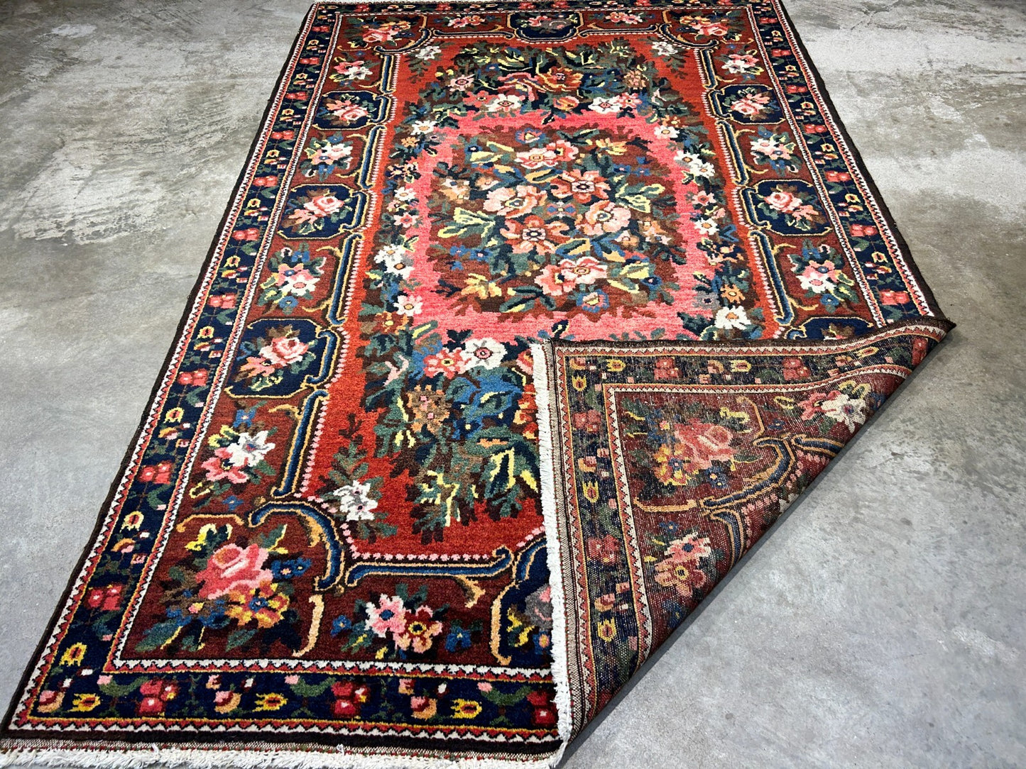 5'2"x8' Hand-Knotted 100% Wool Pile Bakhtiarie Carpet - Area Rug