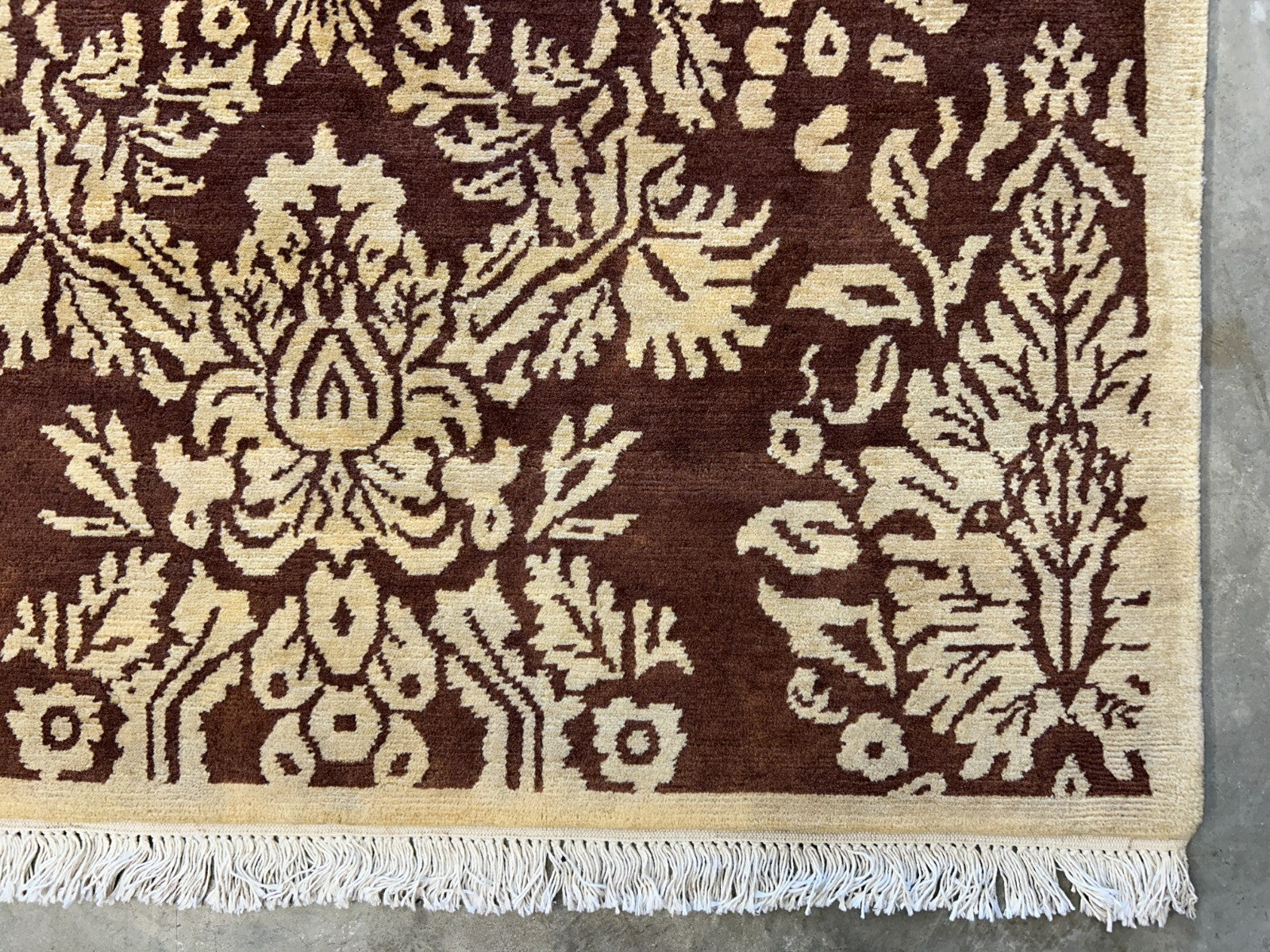 7'11"x9'11" Hand-Knotted 100% Wool Pile Tibetian Area Rug - Carpet