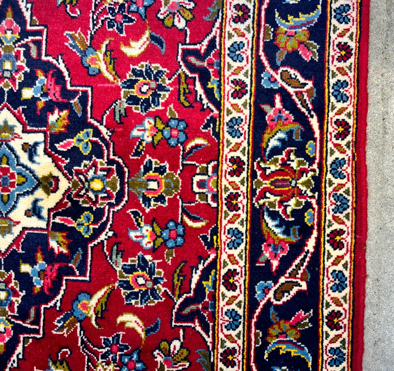 3'3"x5'6'' Hand-Knotted 100% Wool Persiane Kashane Area Rug