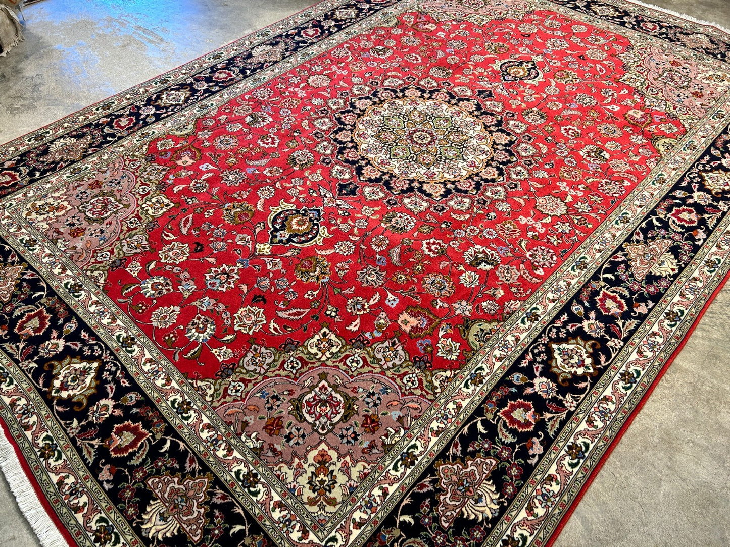 6'7"x9'10" Fine Hand-Knotted Wool & Silk Blend Tabrize Carpet - Area Rug