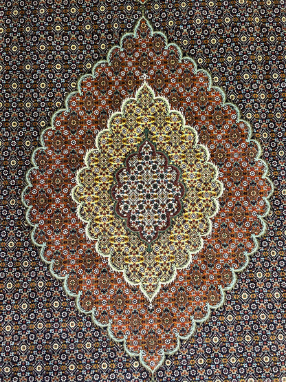 6'8"x10'3" Fine Hand-Knotted Wool & Silk Blend Tabrize Mahi Carpet - Area Rug