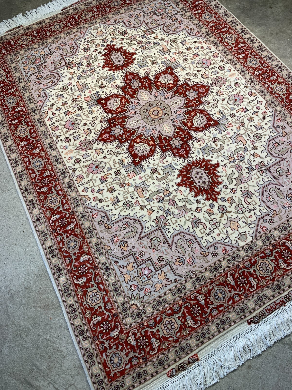 4'10"x6'8" Very Fine Hand-Knotted Wool & Silk Blend Tabrize Carpet - Area Rug