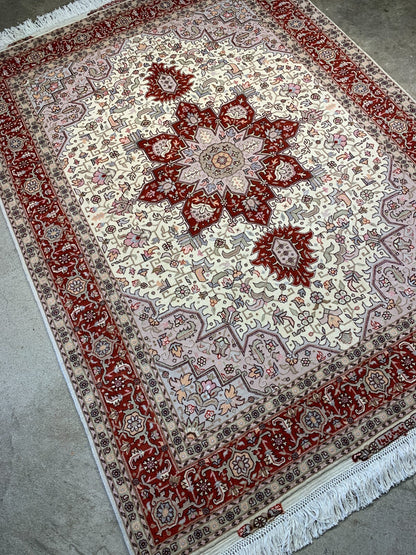 4'10"x6'8" Very Fine Hand-Knotted Wool & Silk Blend Tabrize Carpet - Area Rug