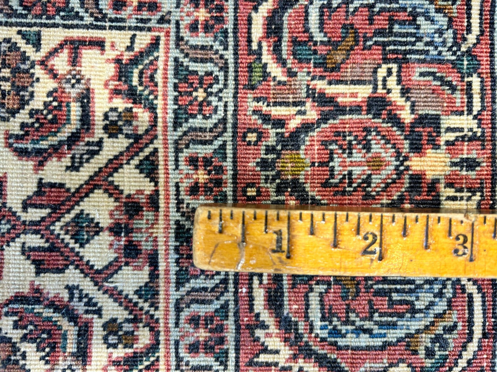 3'9"x5'8" Hand-Knotted 100% Wool Bidjare Carpet - Area Rug