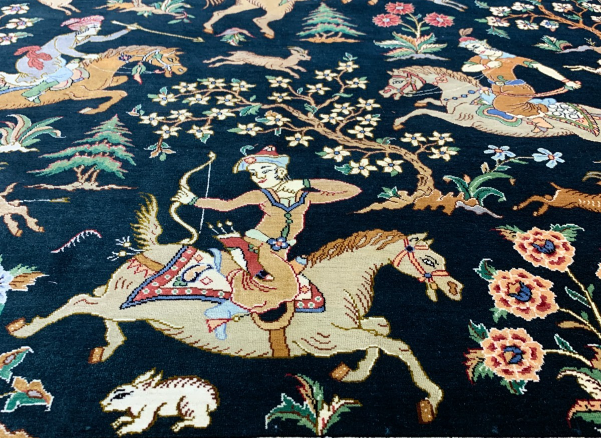 4'3"x6'8" Exquisite Extra-Fine Hand-Knotted 100% Silk Qume Area Rug - Carpet