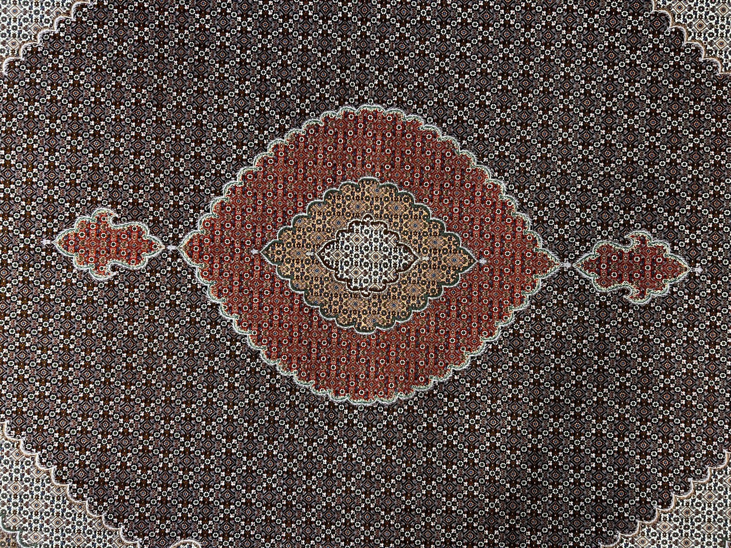 8'3"x11'5" Fine Hand-Knotted Wool & Silk Oriental Rug - Area Carpet