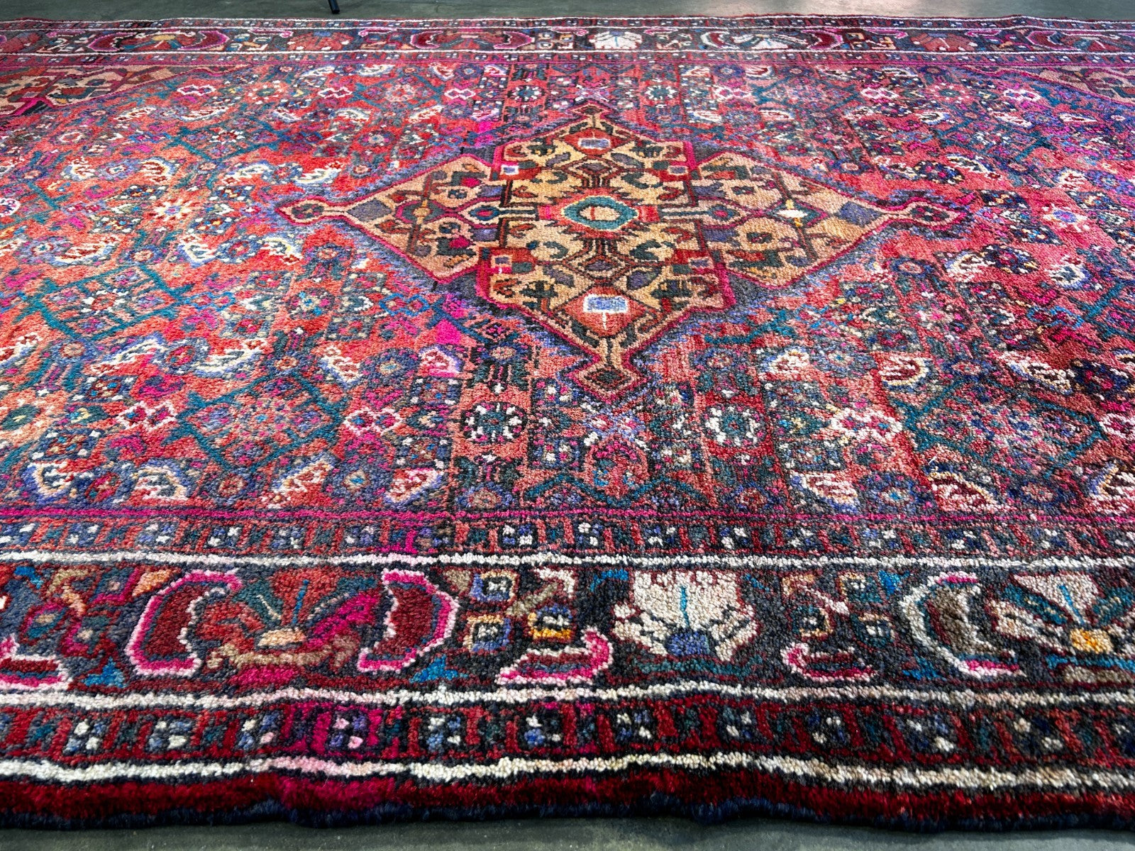 5'1" x 8'1" Hand-Knotted 100% Wool Pile Hamadane Sennehe Area Rug