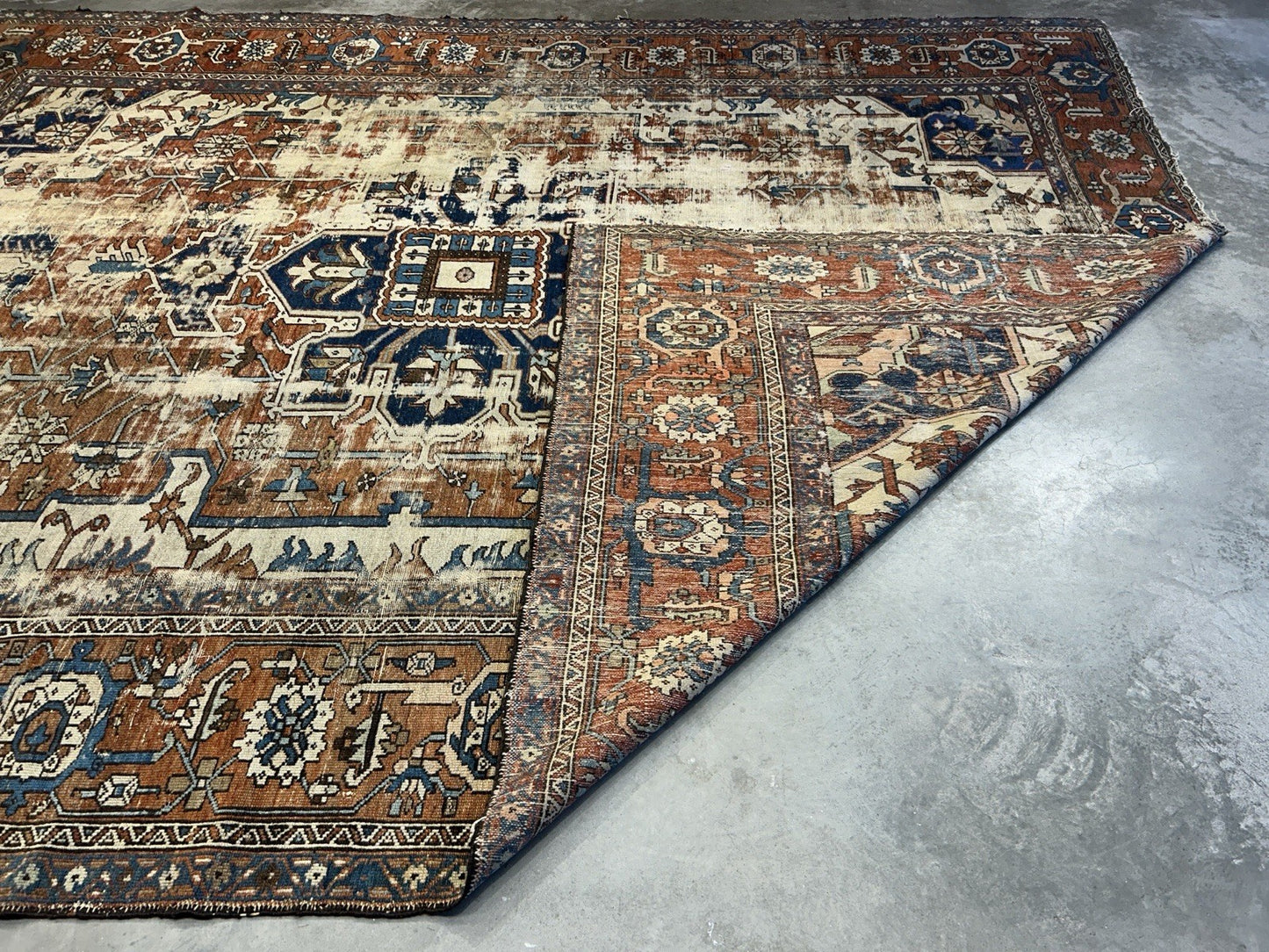 Collector Item- 10’5”x12’8” Old Antique Hand-Knotted Wool Pile Serapie Area Rug