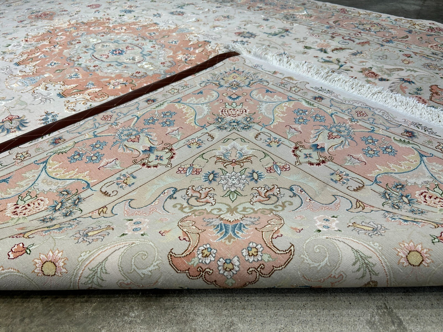 6'7"x9'10" Extra-Fine Hand-Knotted Wool & Silk Blend Tabrize Carpet - Area Rug