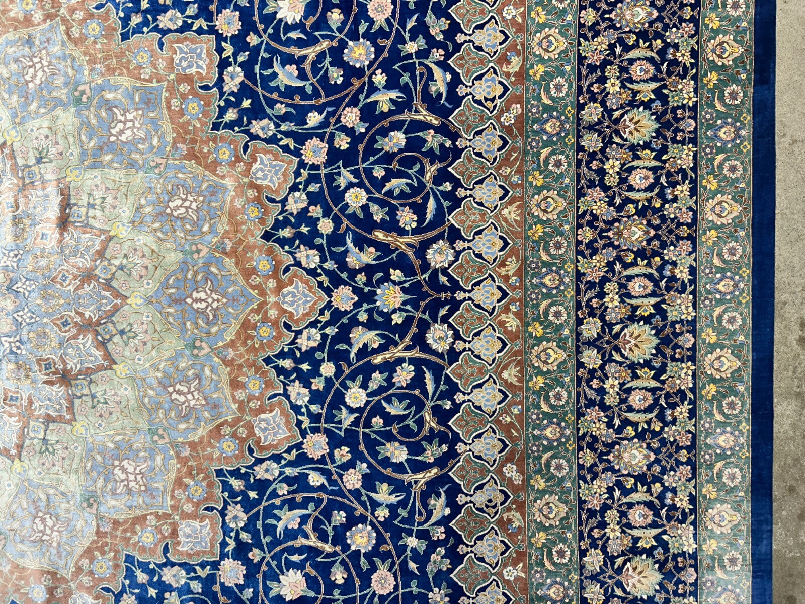 10'1"x13'1" Exquisite Signed Hand-Knotted 100% Silk Qume Rug