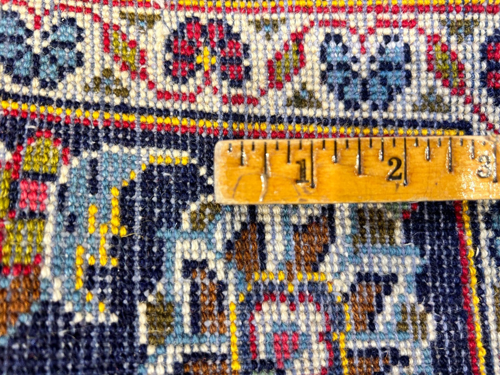 3'3"x5'6'' Hand-Knotted 100% Wool Persiane Kashane Area Rug