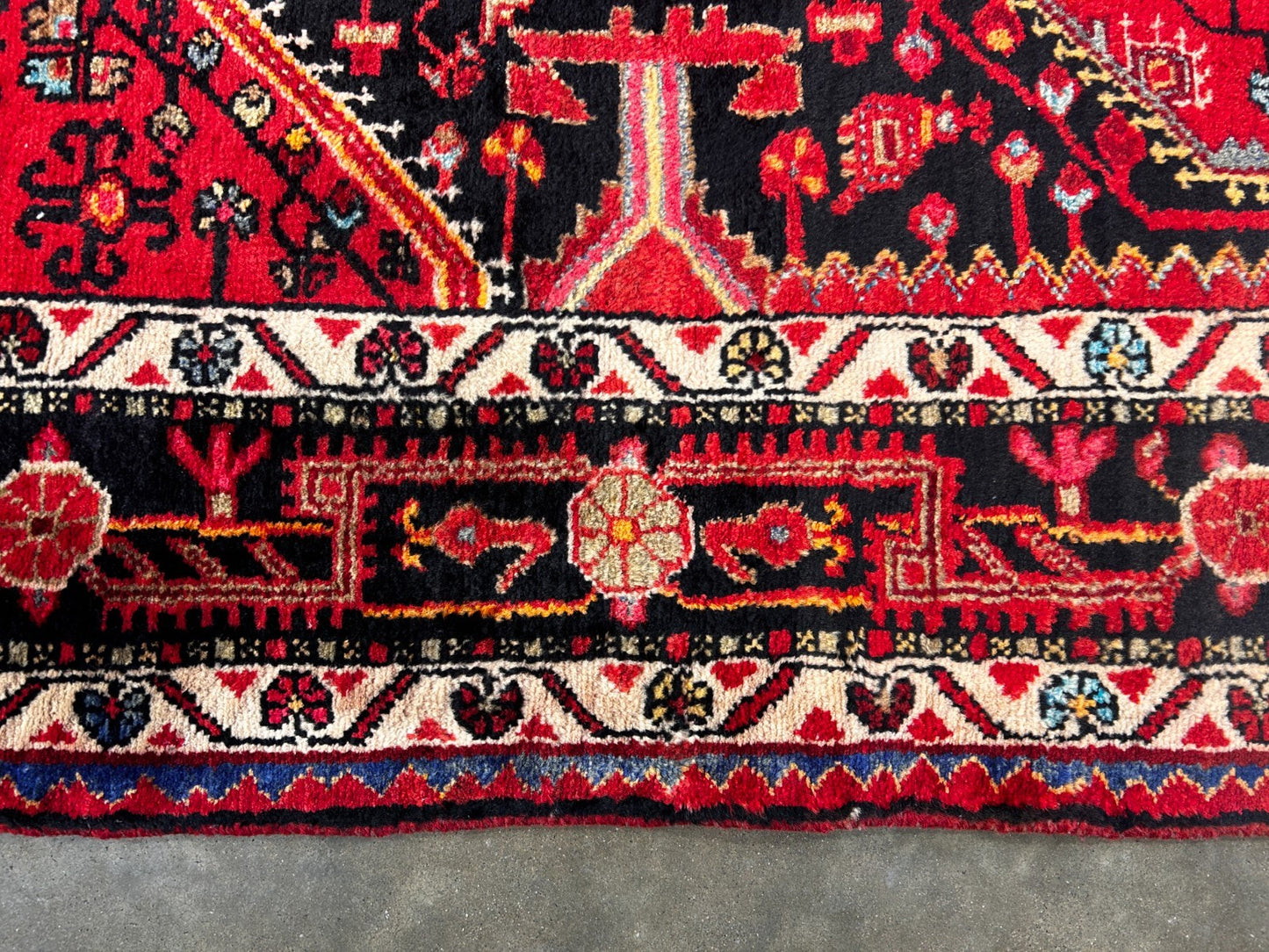 4'10" x 10'0" Hand-Knotted 100% Wool Pile Nahavande Area Rug - Carpet