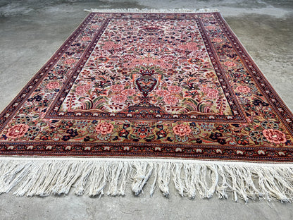 3'3"x5'4" Very Fine Hand-Knotted 100% Wool Pile Persiane Kashane Rug
