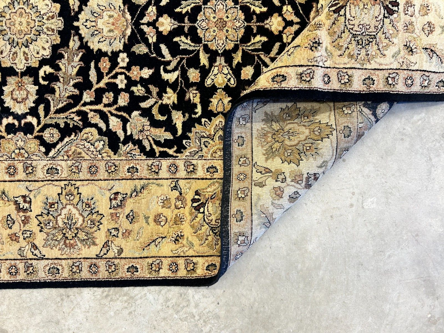 8'10"x12'7" Hand-Knotted 100% Lamb Wool IndoAgra Carpet - Area Rug