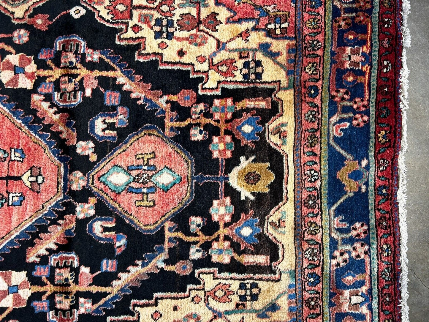 5'4" x 10'9" Hand-Knotted 100% Wool Pile Nahavande Area Rug - Carpet