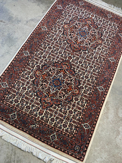 3'1"x5'1'' Hand-Knotted 100% Wool Pile Formal Bidjare Area Rug - Carpet