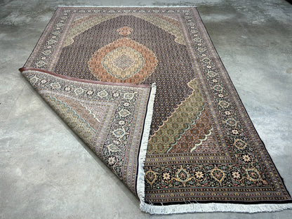 6'7"x9'9" Fine Hand-Knotted Wool & Silk Blend Tabrize Mahi Carpet - Area Rug