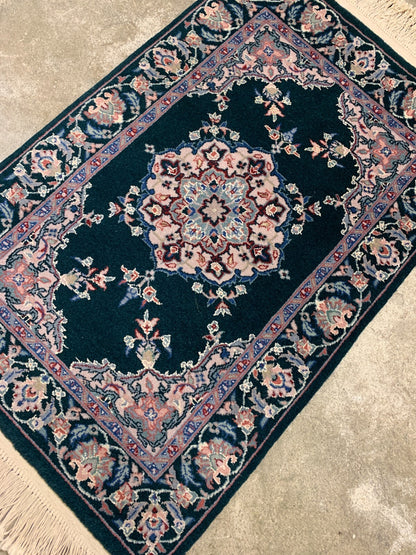 2'x3' Hand-Knotted Wool Oriental Rug - Area Carpet