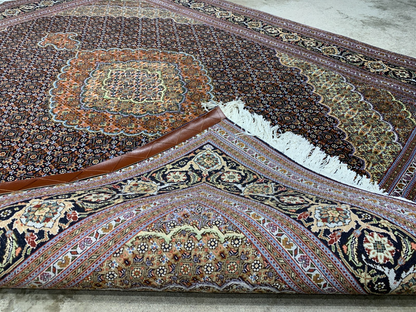5'1"x6'8" Fine Hand-Knotted Wool & Silk Blend Tabrize Mahi Carpet - Area Rug