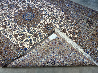 6'9"x10'6" Very Fine Hand-Knotted Wool & Silk Isfahane Rug - Area Carpet