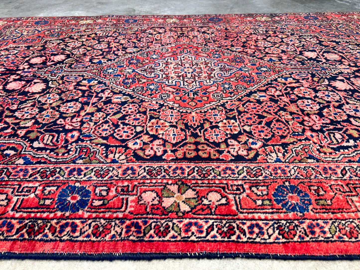 Rare Antique _ 3'5"x5'3" Hand-Knotted 100% Wool Pile Sarouke Josan Area Rug