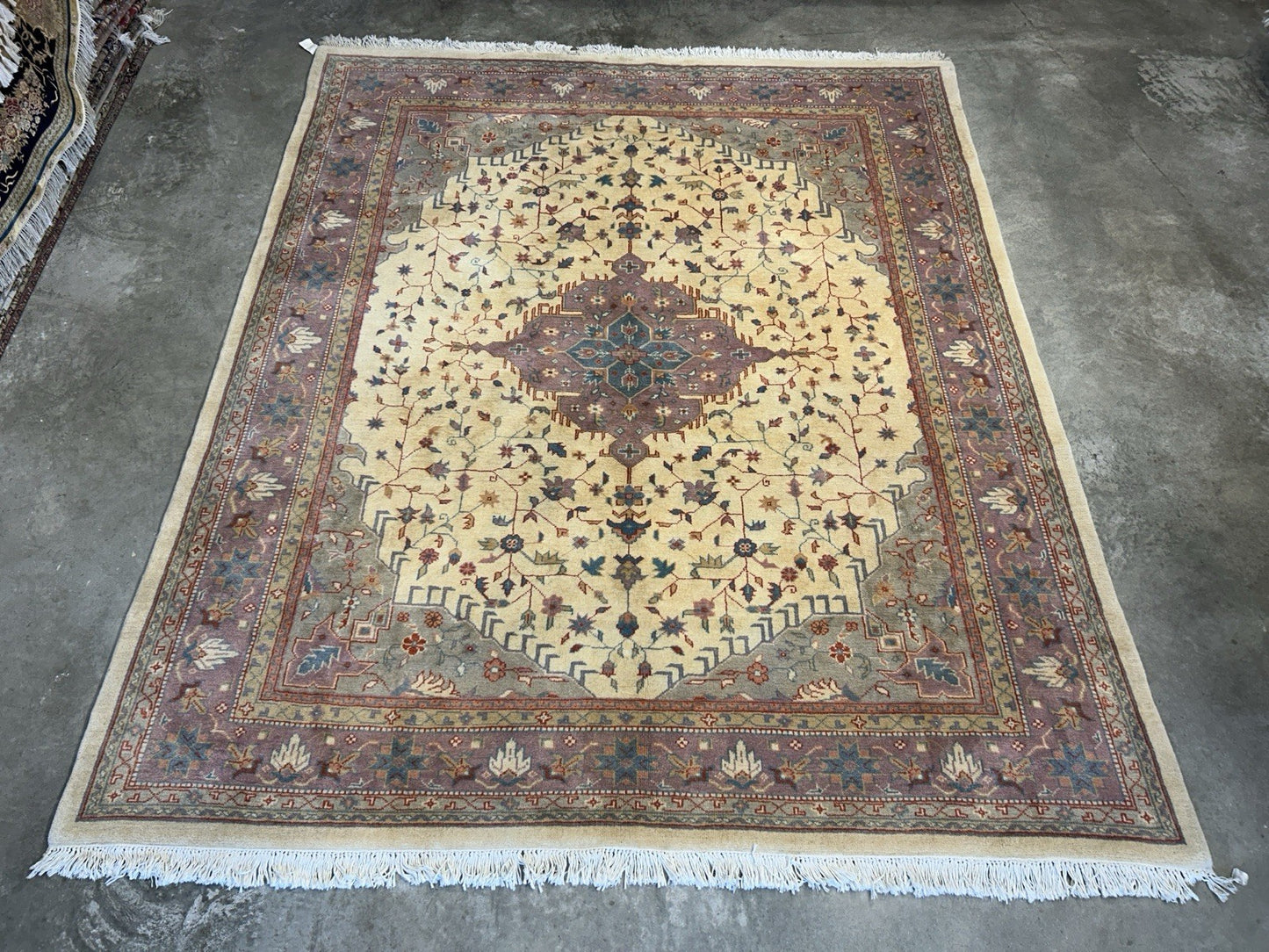 7’10”x9’6” Hand-Knotted 100% Wool Pile Oriental Area Rug - Carpet