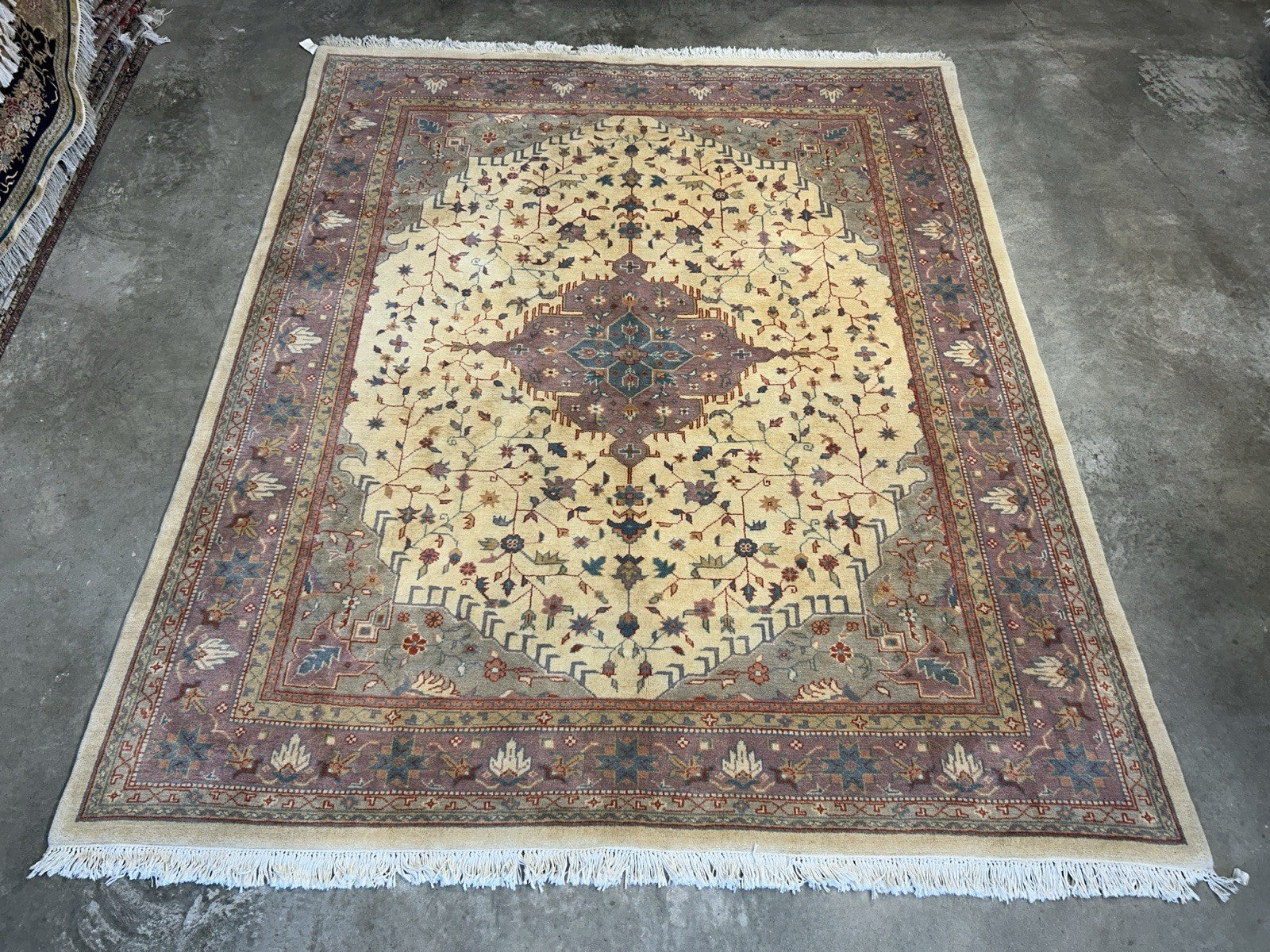 7’10”x9’6” Hand-Knotted 100% Wool Pile Oriental Area Rug - Carpet