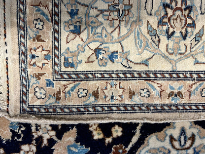 Collector Item - Very Fine 4'2"x6'3" Antique Hand-Knotted 100% Wool Naine Rug