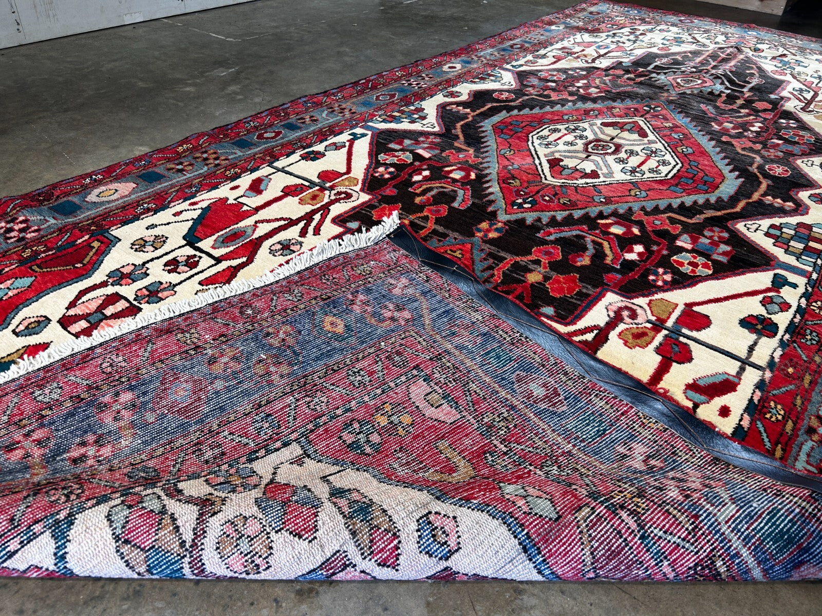 4'11" x 11'4'' Hand-Knotted 100% Lamb Wool Pile Nahavande Area Rug - Carpet