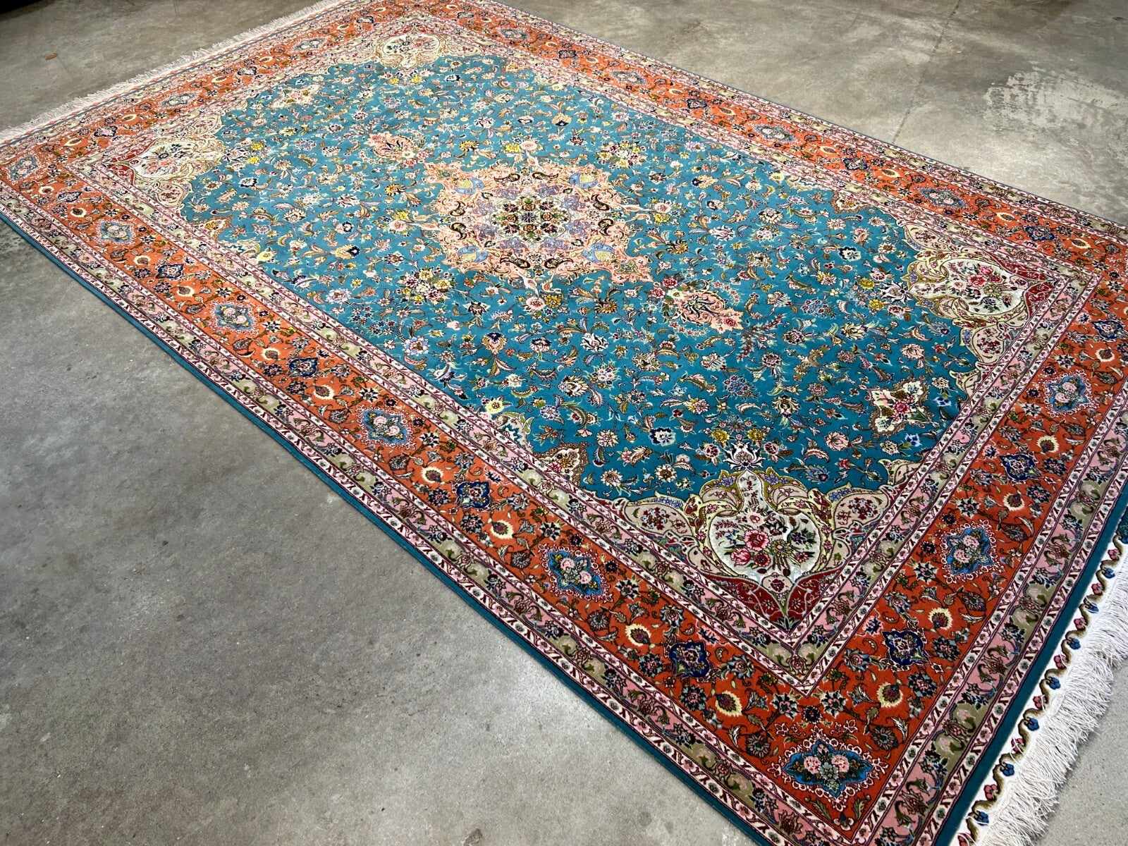 5'9"x9'5" Extra-Fine Hand-Knotted Wool & Silk Blend Tabrize Carpet - Area Rug