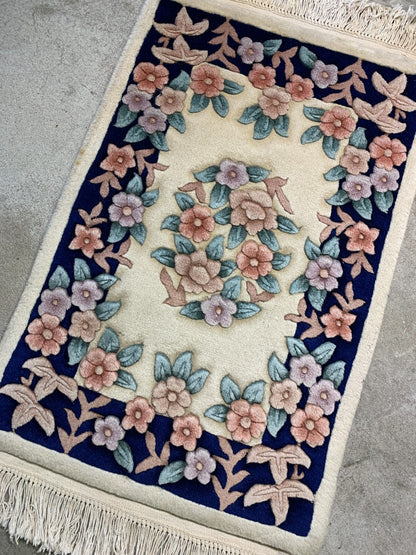 2'x3' Hand-Knotted 100% Wool Carpet - Area Rug