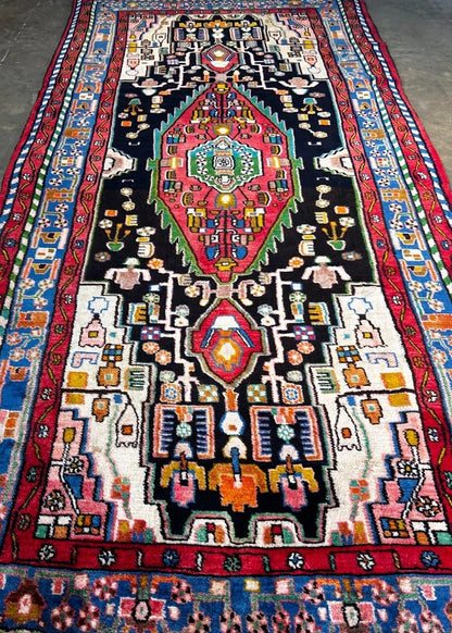 4'8" x 10' Hand-Knotted 100% Lamb Wool Nahavande Area Rug