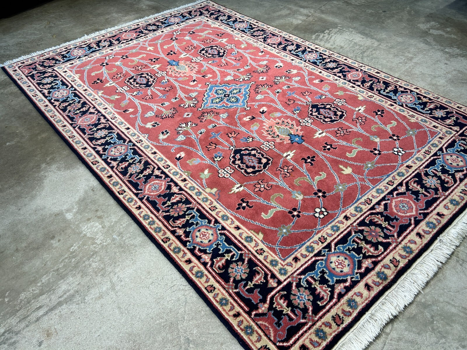 6'x9' Hand-Knotted 100% Wool Pile Indo-Serapi Carpet - Area Rug