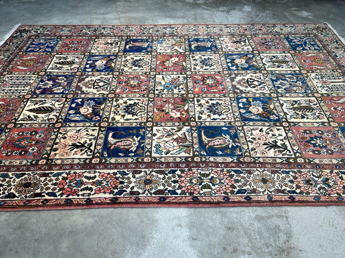 6'6"x10'0" Hand-Knotted 100% Lamb Wool Bakhtiarie Carpet - Area Rug