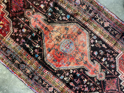 4'10" x 9'7" Hand-Knotted 100% Wool Carpet - Nahavande Area Rug