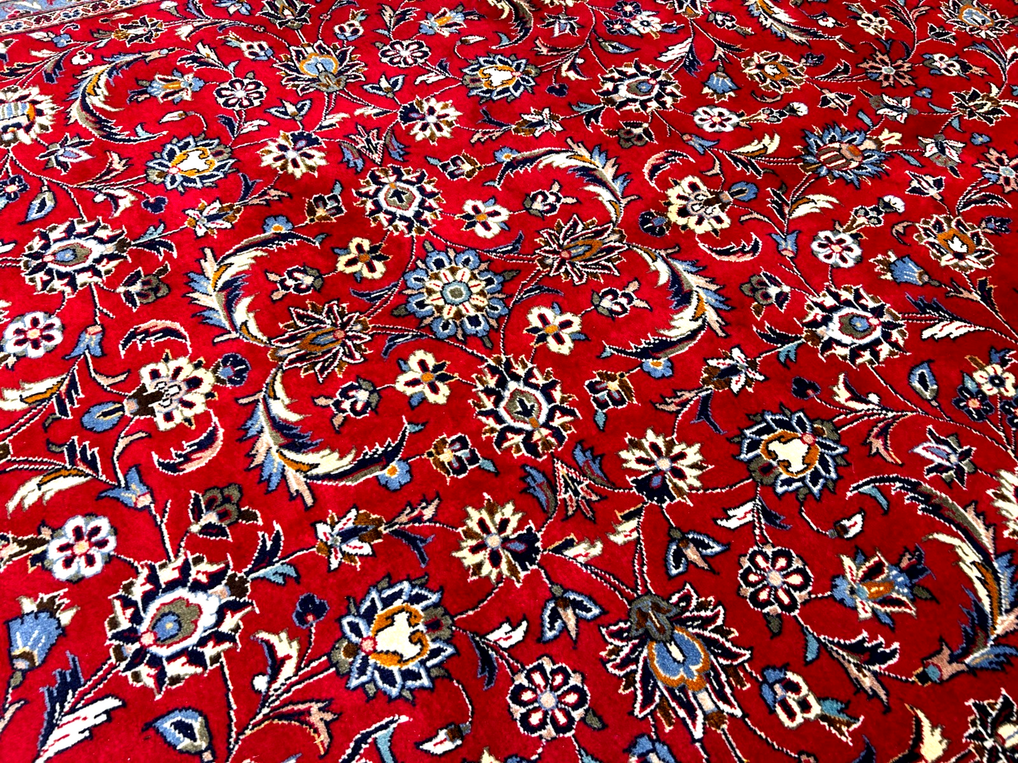 8'2"x12'1'' Fine Hand-Knotted Fine 100% Wool Pile  Kashane Area Rug