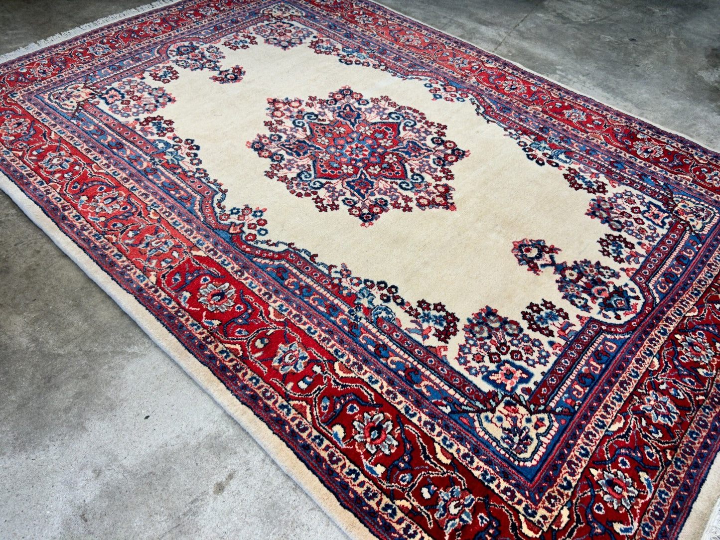 6'2"x9' Hand-Knotted 100% Wool Pile Sarouke Carpet - Area Rug