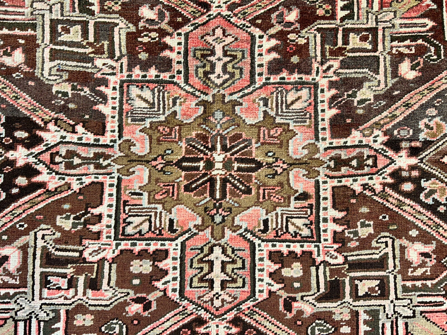 8'5"x11'10" Hand-Knotted 100% Wool Pile Herize Rug