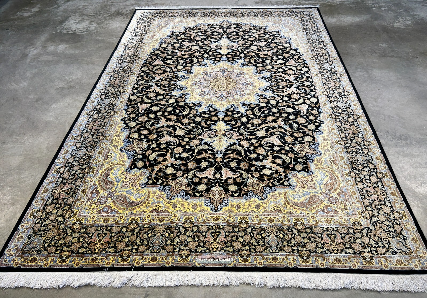 6'6"x10' Exquisite Hand-Knotted 100% Silk Qume Rug