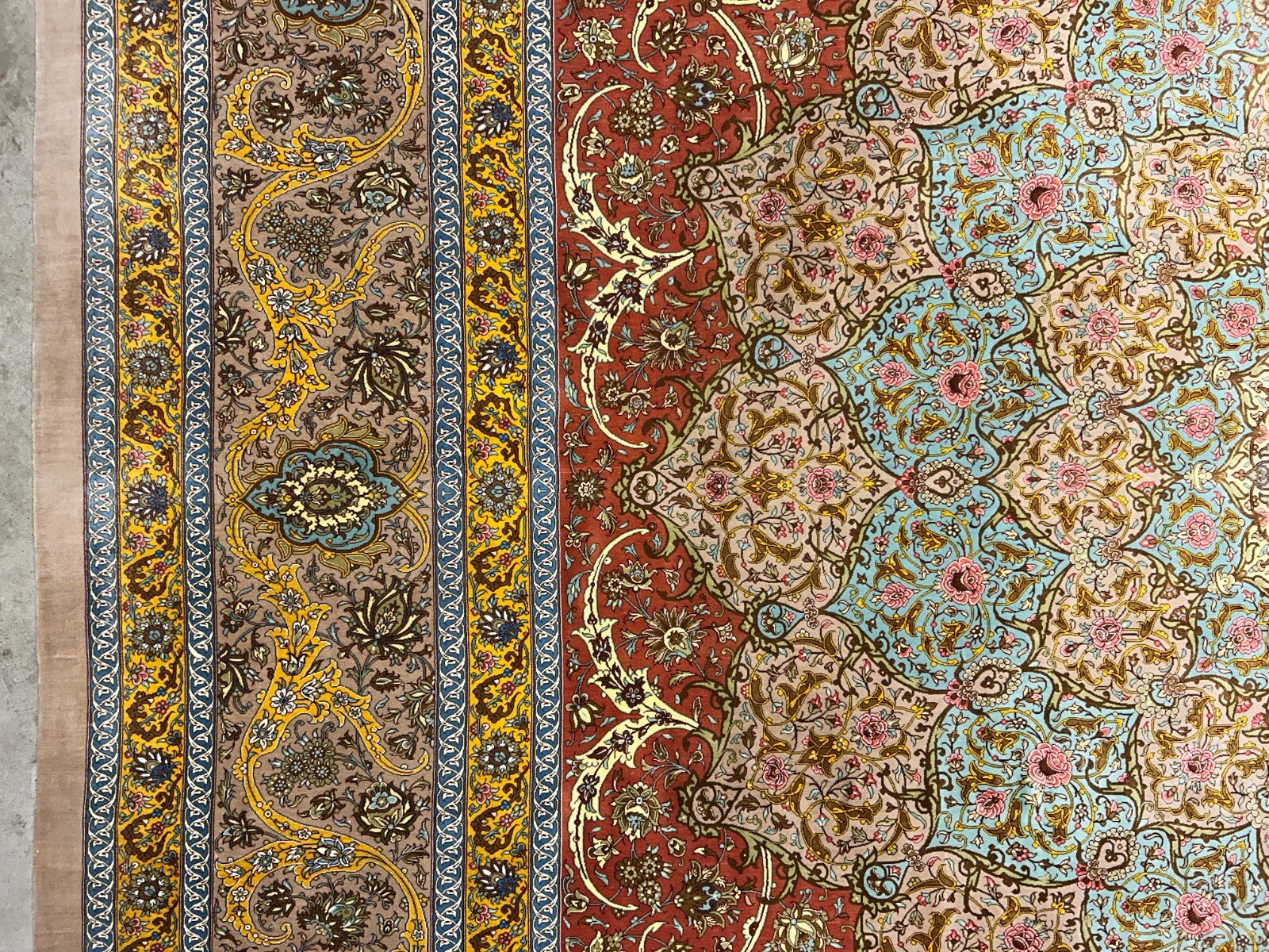 9'9"x13'4" Exquisite Signed Hand-Knotted 100% Silk Qume Rug