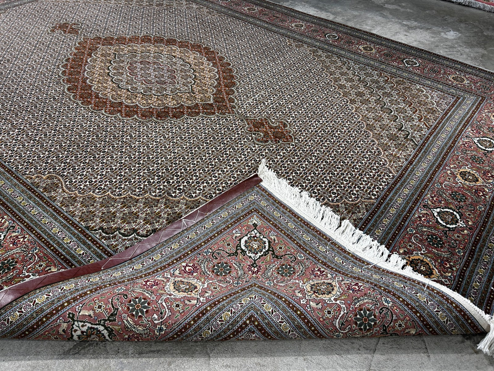 8'3"x11'1" Hand-Knotted Silk & Wool Tabrize Fish Style  Rug - Carpet