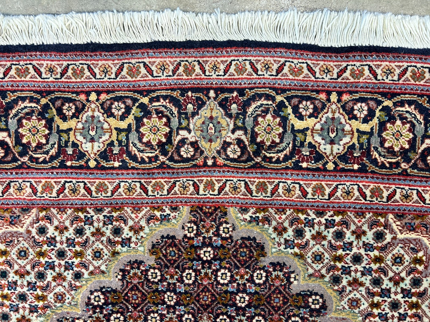 3'4"x4'8" Hand-Knotted 100% Wool Pile Tabrize Mahi Rug