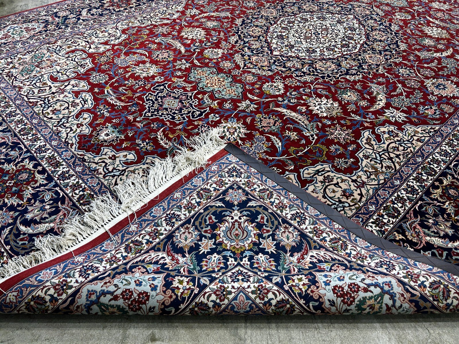 8'1"x11'9" Extra Fine Hand-Knotted Wool & Silk Isfahane Rug