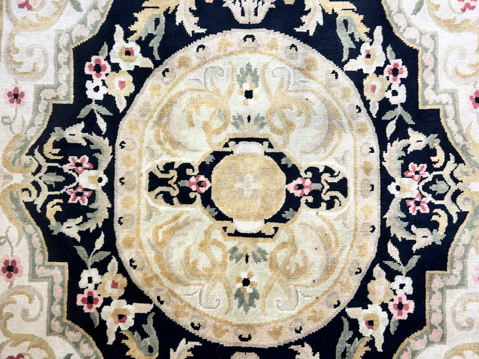 6'1"x9'2" Hand-Knotted 100% Wool Pile Aubusson Carpet - Area Rug