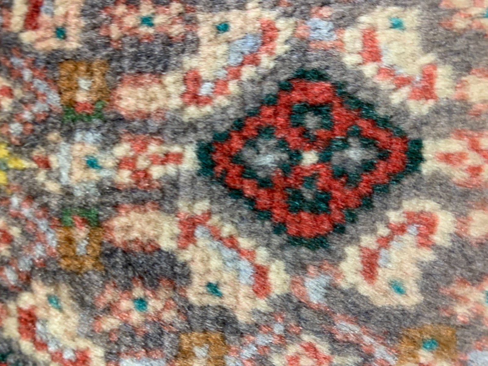 2'6"x3'2" Vintage Hand-Knotted Wool Oriental Rug - Area Carpet