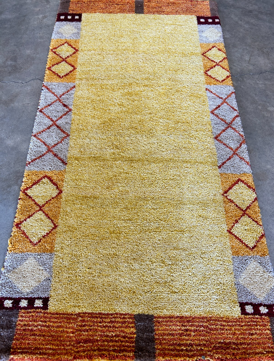 2'x4' Hand-Knotted 100% Wool Pile Gabbeh Rug